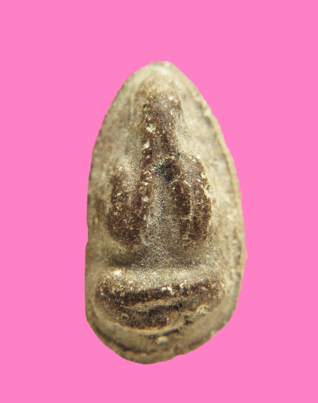 พระปิดตาพิมพ์เม็ดแตง เก่า