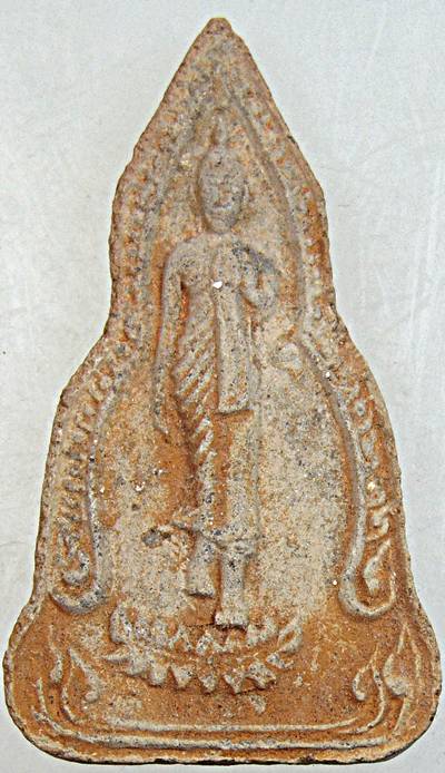 พระปางเปิดโลกหลวงพ่อผินะ วัดสนมลาว สระบุรี