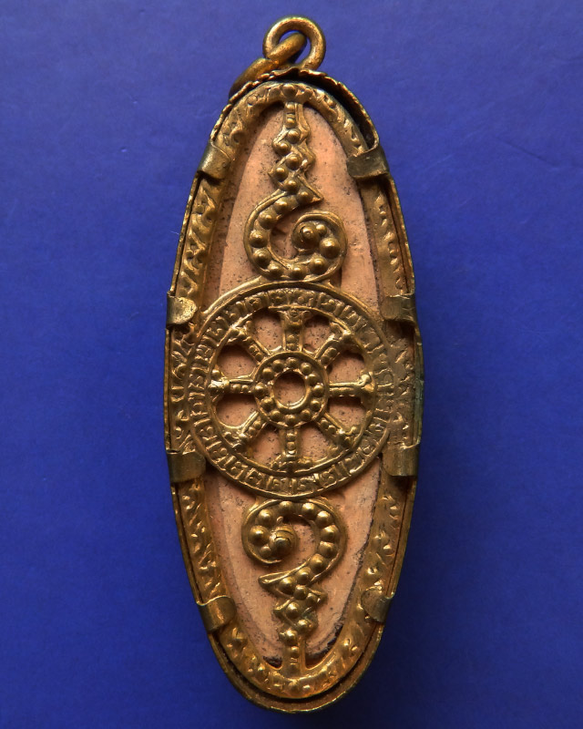 2.พระ 25 พุทธศตวรรษ เนื้อดิน กรอบเดิม ขาครบแข็งแรง ไม่เคยผ่านการแกะเลย