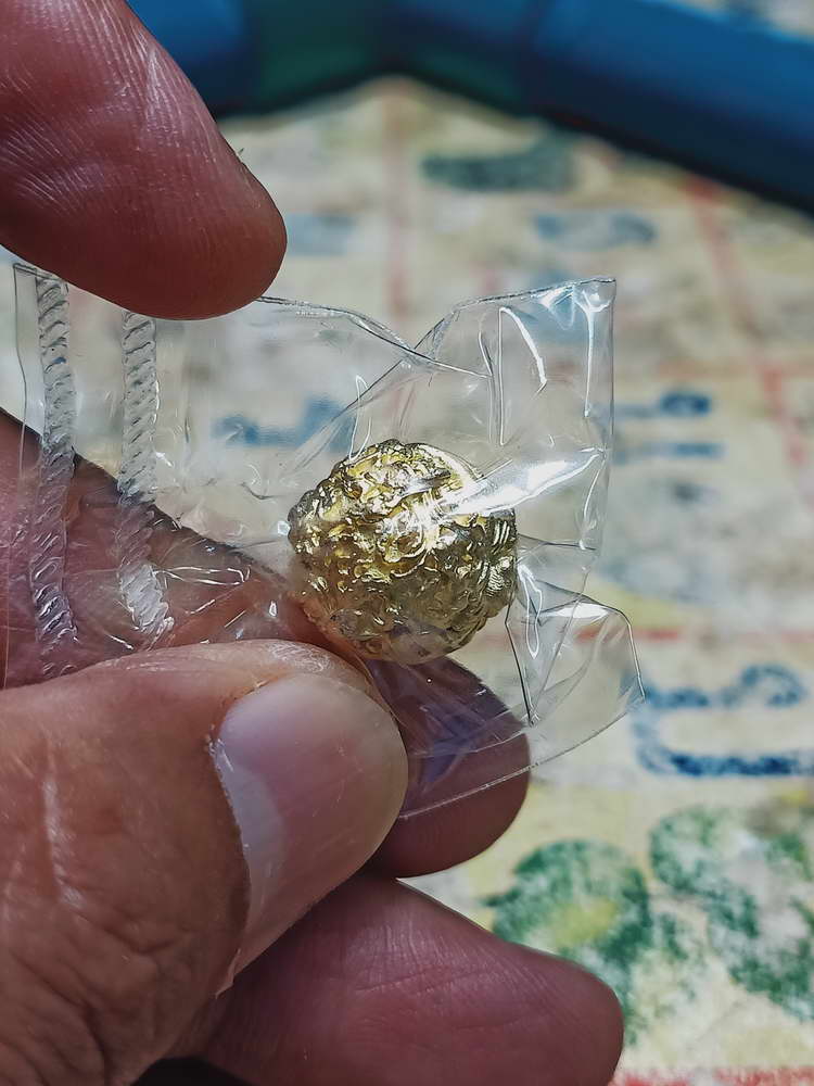 4-427 ลูกอมไอ้ไข่ รุ่นรวยบันดาลทรัพย์ วัดศรีมาประสิทธิ์ จ.นครศรีธรรมราช 2563 หมายเลข 5826 กล่องเดิม