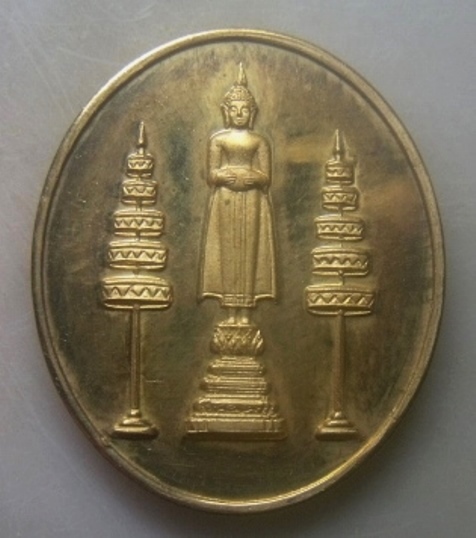 **เบาๆ**เหรียญหลวงพ่อวัดบ้านแหลม รุ่น ลาภ ผล พูน ทวี วัดเพชรสมุทรวรวิหาร สมุทรสงคราม ปี ๒๕๓๘**สวยๆ