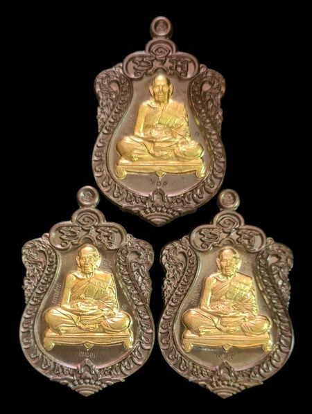 เคาะแรกแดง..สำเภาเศรษฐี ๒๕๖๓..ชนวนสอดไส้ปลอกลูกปืน ๓ เหรียญ..ล.พ.พัฒน์ วัดห้วยด้วน จ.นครสวรรค์