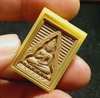 พระวัดปากน้ำ รุ่น6 (ปี 2532) พิมพ์พระพักตร์หนุ่ม และพระพักตร์เทวดา เคาะเดียว