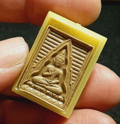 พระวัดปากน้ำ รุ่น6 (ปี 2532) พิมพ์พระพักตร์หนุ่ม และพระพักตร์เทวดา เคาะเดียว