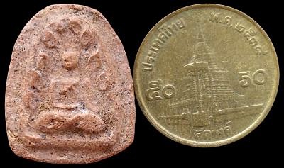 *พระกรุวัดราชนัดดา กทม. พิมพ์ปรกโพธิ์เล็บมือ เนื้อดินเผา*