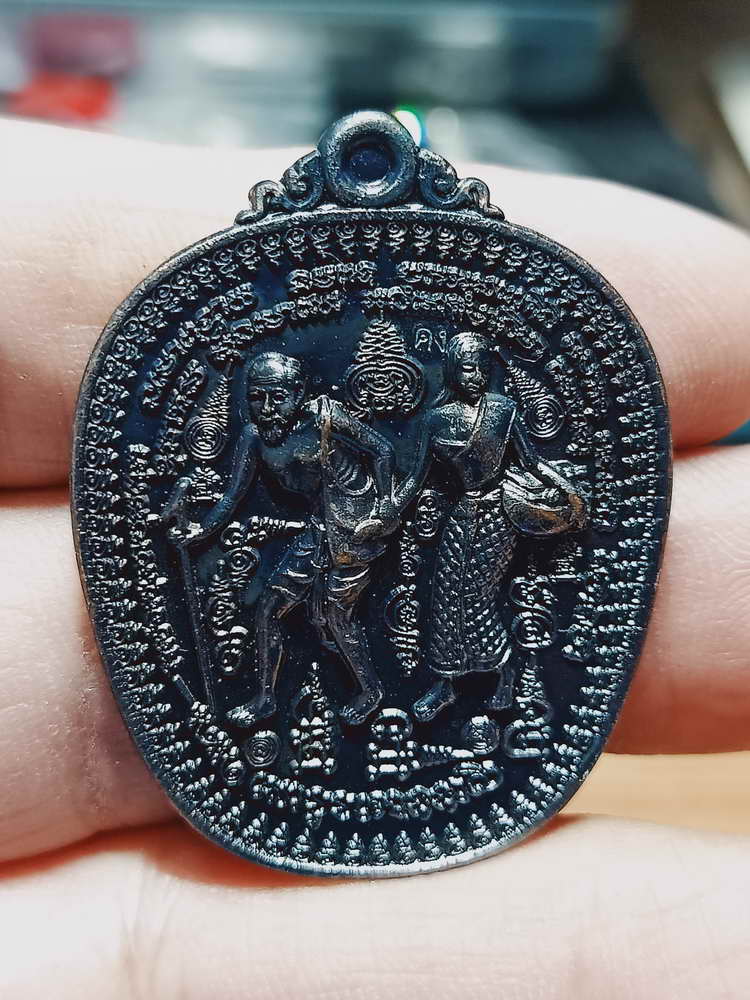 4-84 เหรียญชูชกจูงนาง รุ่นเศรษฐีโภคทรัพย์ หลวงพ่อสัญญา(คง) วัดกลางบางแก้ว อ.นครชัยศรี จ.นครปฐม 2556