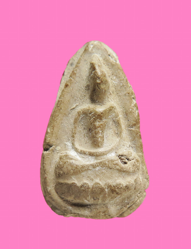 พระพุทธนั่งฐานบัว เนื้อดิน พิมพ์กลีบบัว 