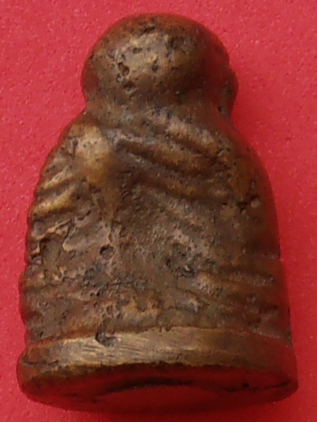 รูปหล่อหลวงพ่อเงิน วัดบางคลาน 