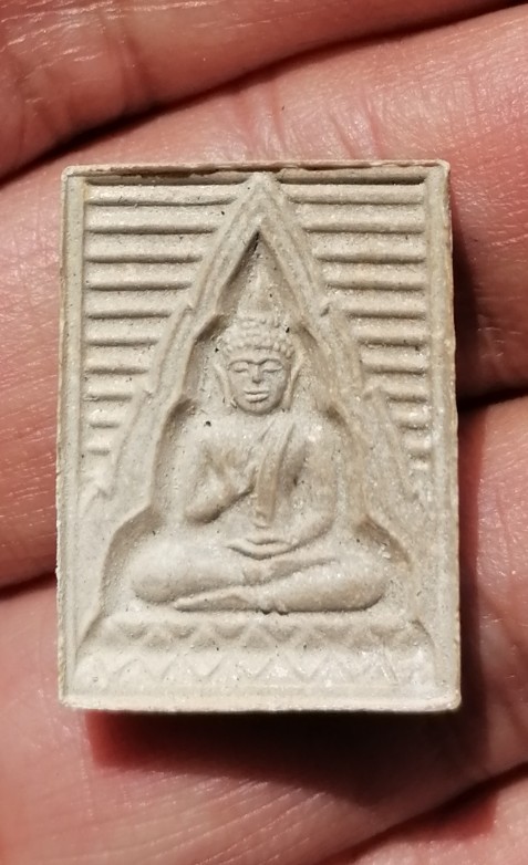 พระวัดปากน้ำรุ่น 6 สวยใส​ มาพร้อมซองเดิม​ ปี​ 2532 เคาะเดียว