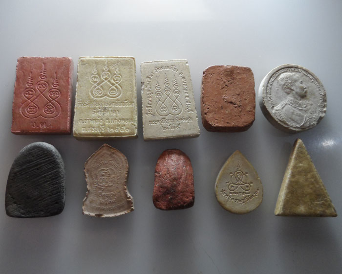 พระผง (๑๐ องค์) (ชุดที่ ๕)