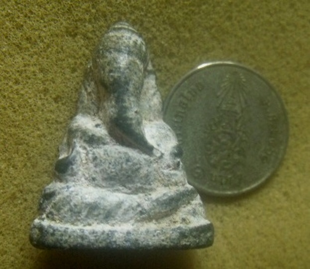 **เบาๆ**รูปหล่อลอยองค์พระพิฆเนศ เนื้อโลหะผสม เก่า ไม่ทราบที่**เนื้อจัด สวยๆ เชิญชมครับ