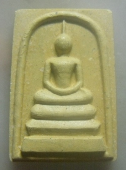 **เบาๆ**พระสมเด็จ รุ่นสร้างเจดีย์ เนื้อกระเบื้องหล้งคาโบสถ์ วัดเขาสุกิม จ.จันทบุรี**หลังยันต์ สวยๆ