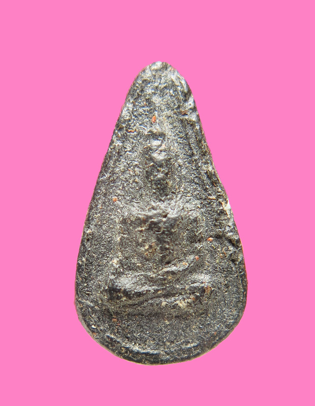 พระเม็ดแตง เนื้อผงคลุกรัก เก่า