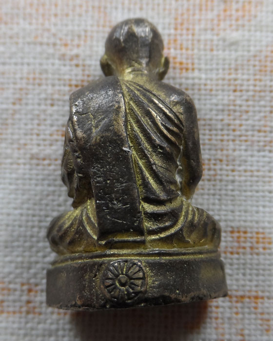 รูปหล่อหลวงพ่อเสมา จันทโชโต วัดป่าสัก จ.อุทัยธานี