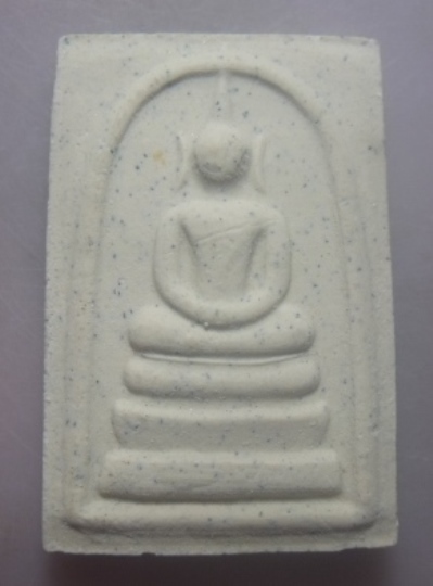 **เบาๆ**พระสมเด็จผงเก่าวัดระฆัง รุ่นพิเศษ วัดระฆังโฆสิตาราม กรุงเทพฯ ปี ๒๕๔๔**สวยๆ