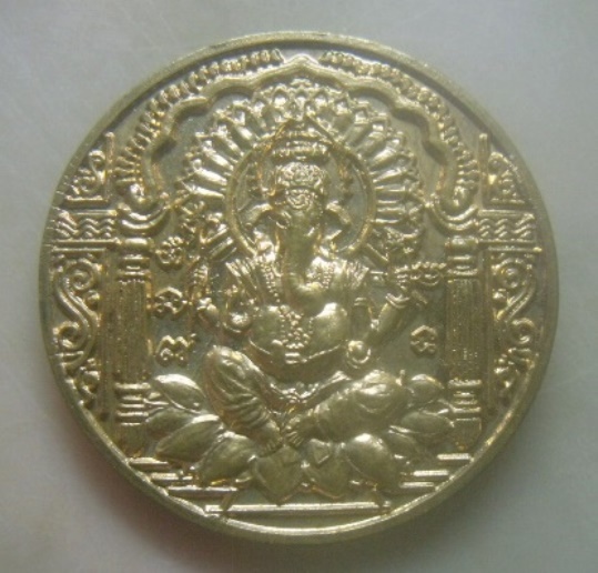 **เบาๆ**เหรียญกลมพระพิฆเนศ หลังพระแม่ลักษมี**เทพีแห่งความร่ำรวย โชคชะตา ความรัก สวยๆ