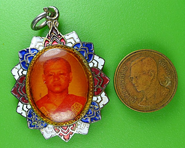 ล็อกเก็ตพระครูประสิทธิ์บุญโชติ วัดใหม่จำปาทอง ลพบุรี .B566.