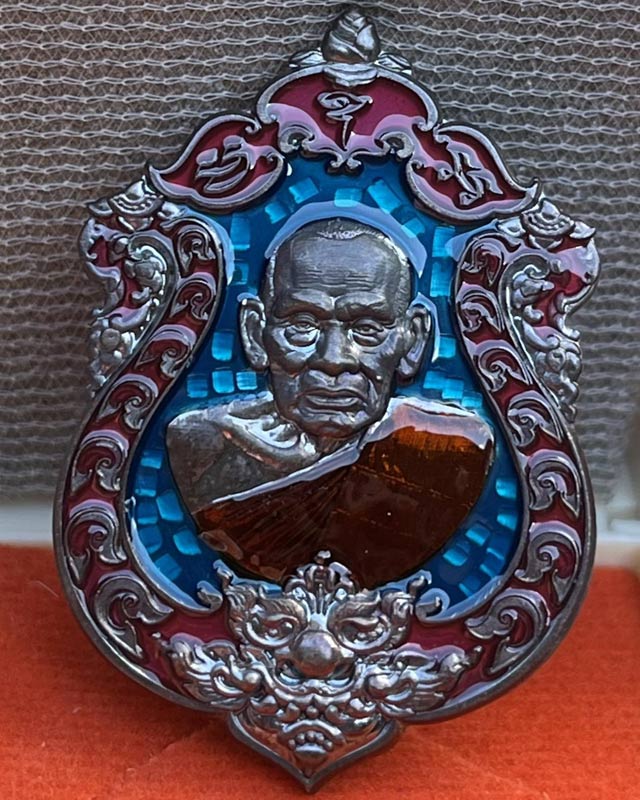 หลวงพ่อพัฒน์ ปุญฺญกาโม วัดห้วยด้วน จ.นครสวรรค์ รุ่นราชาทรัพย์99 หลังปลา การเงินหมุนเวียนเนื้อนวะโลหะ