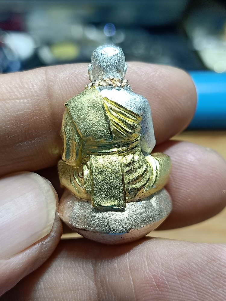 4-206 รูปหล่อเบ้าทุบ เจริญลาภ หลวงปู่คำปั่น ปัตถา วัดป่าโนนสวรรค์ จ.ร้อยเอ็ด 3K.43 กล่องเดิม