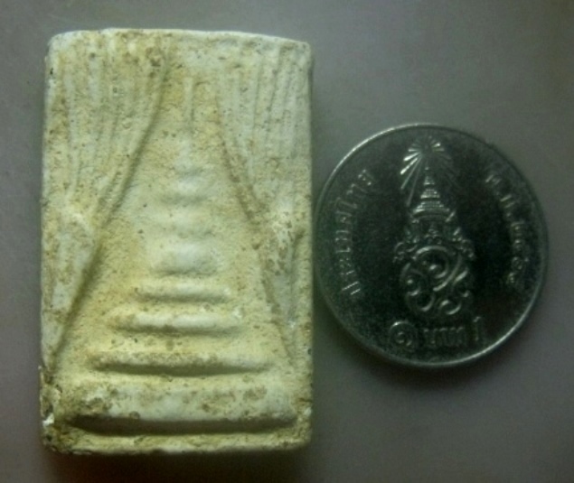 **เบาๆ**สมเด็จพิมพ์เจดีย์แหวกม่าน (จุฬามณี) หลวงปู่หิน วัดระฆัง เนื้อผงพุทธคุณ**สวยๆ เชิญชมครับ