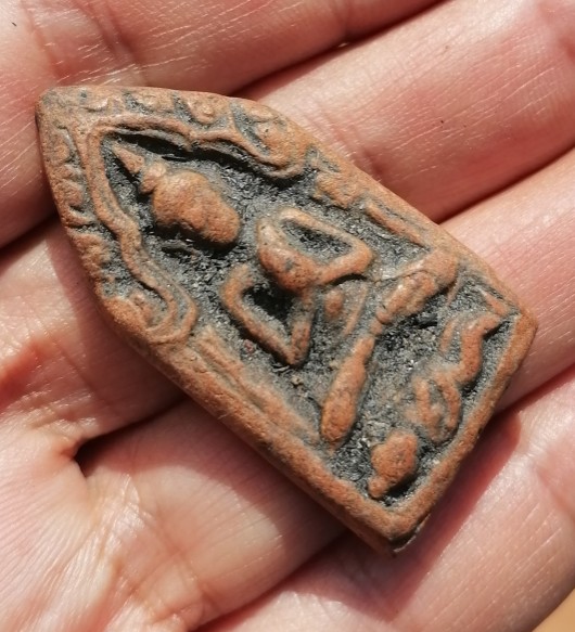 ขุนแผนปลุกกุมาร​ เนื้อดิน​ หลวงพ่อกวย​ วัดโฆษิตาราม​ ยุคต้น เคาะเดียว     