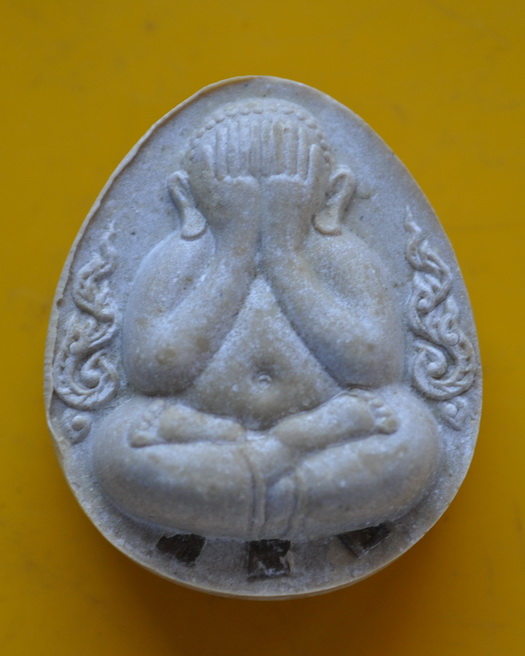 ปิดตากนกข้างแช่น้ำมนต์ตะกรุดทอง 3 ดอก ญสส.7 รอบสมเด็จพระญาณสังวร 