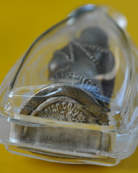 พระกริ่งพุทธมงคลรุ่นแรกหลวงตาพวง วัดศรีธรรมาราม