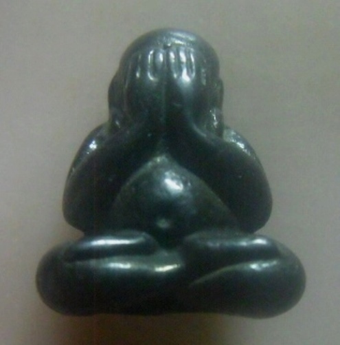 **เบา​ๆ​**พระปิดตามหาลาภ เนื้อเมฆพัตร หล่อเก่า ไม่ทราบที่**สวยๆ เชิญชมครับ