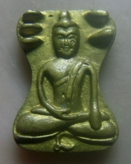 **เบาๆ**พระมเหศวร ยันต์นะ เนื้อโลหะผสม ไม่ทราบที่**สวยๆ เชิญชมครับ