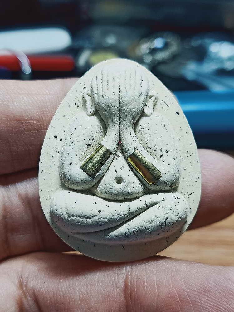 4-319 พระปิดตาจัมโบ้ ปลดหนี้ 168 หลวงปู่หมุน ฐิตสีโล วัดบ้านจาน จ.ศรีสะเกษ 2566 เลข 2381 กล่องเดิม