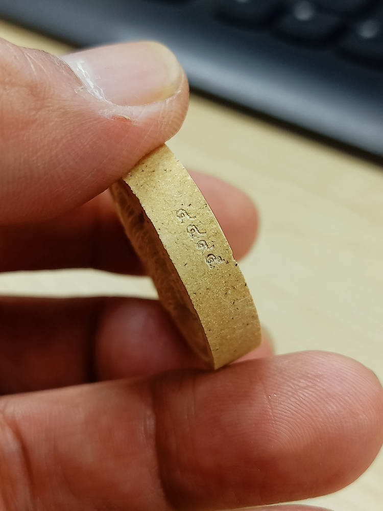 5-51 พระผงหน้าใหญ่ พญาไก่พันล้าน หลวงพ่อพัฒน์ วัดห้วยด้วน นครสวรรค์ 2564 กล่องเดิม