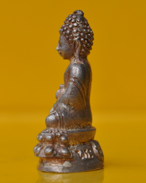 พระกริ่งศาสดา ภปร.เนื้อเงิน 