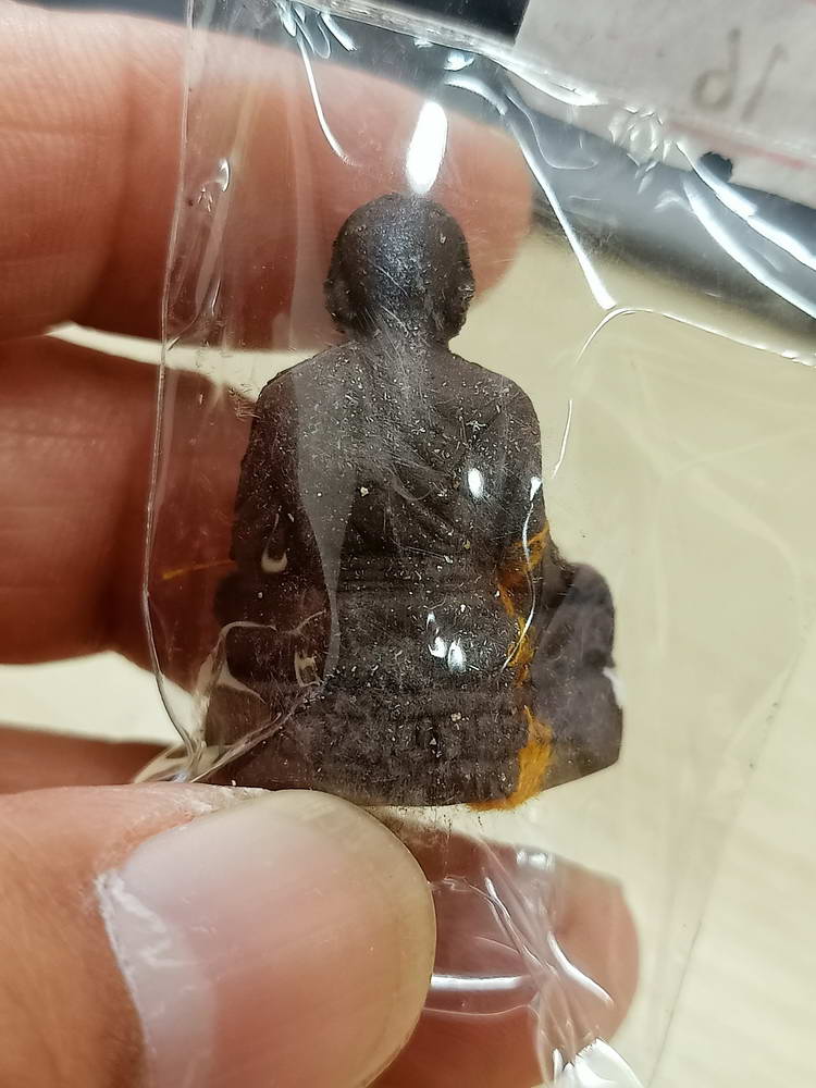 5-68 องค์ลอยผง รวยเงินล้าน หลวงพ่อพัฒน์ วัดห้วยด้วย นครสวรรค์ 2565 ฝังพลอย กล่องเดิม