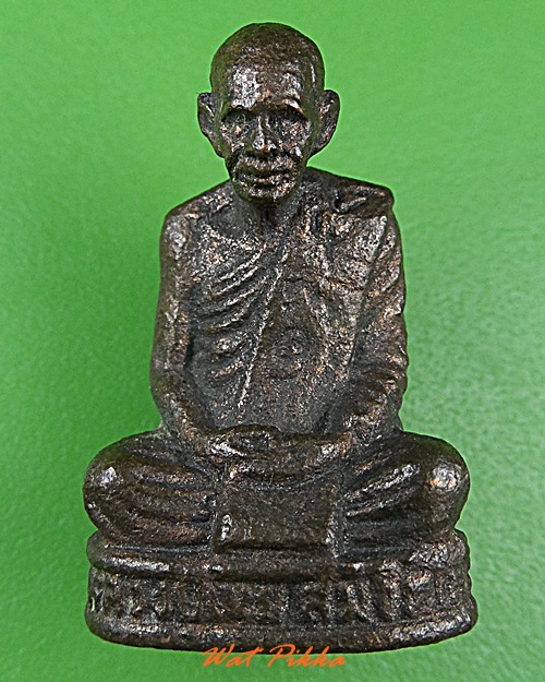 รูปหล่อหลวงพ่อเนย วัดโนนแสงคำ สกลนคร .C258.