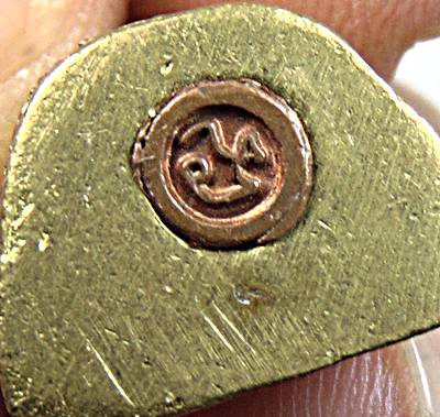 รูปหล่อ อุดกริ่ง หลวงปู่ท่อน ญาณธโร วัดศรีอภัยวัน จ.เลย รุ่นสร้างเจดีย์