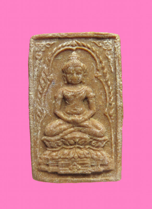 สมเด็จจอมสุรินทร์ หลังปราสาท 