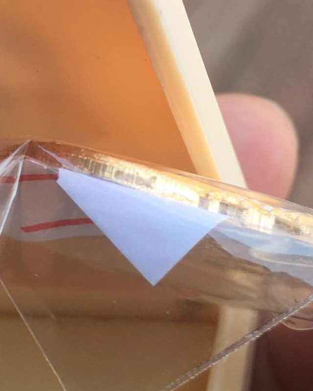 หลวงพ่อพัฒน์ วัดห้วยด้วน นครสวรรค์ รุ่นพยัคฆ์แสนล้าน เนื้อสัตตะลงยา3สี หมายเลข 3325 พร้อมกล่อง