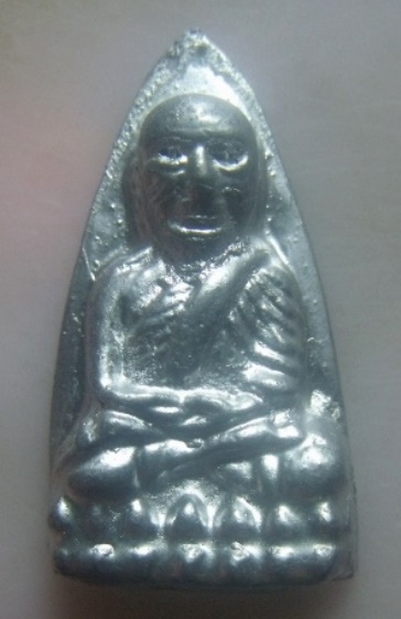 **เบา​ๆ​**หลวงปู่ทวด หลังเตารีดใหญ่ เนื้อตะปูสังฆวานร วัดพระธาตุฯ ปี๒๕๓๙**ขุนพันธ์เจ้าพิธี อ.นอง เสก