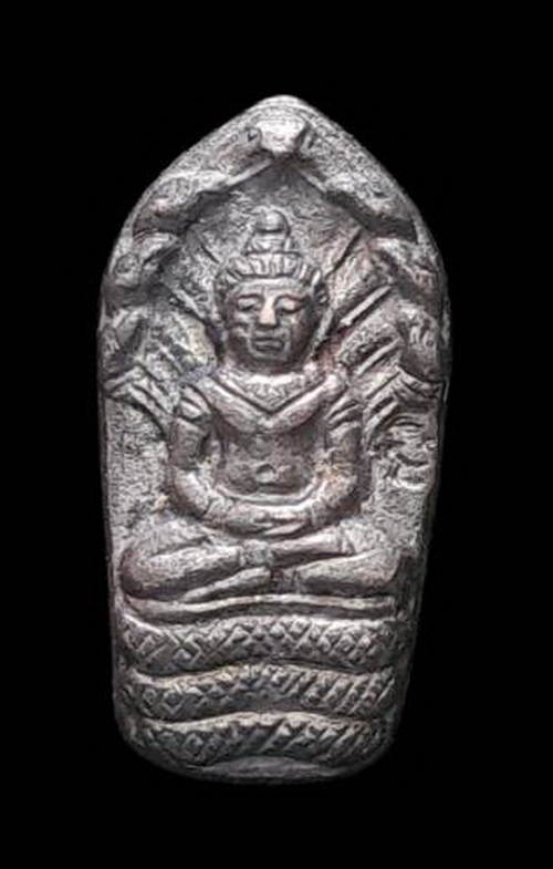 เคาะแรกแดง..ปรกใบมะขาม ๒๕๓๗..เนื้อเงิน ไม่มีกล่อง..ลป.ม่น วัดเนินตามาก จ.ชลบุรี / ส่ง ems