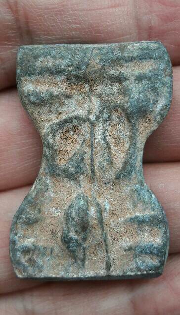 พระมเหศวร เนื้อชิน กรุวัดสว่างอารมณ์ จ.สุพรรณบุรี พร้อมกรอบสแตนเลส เคาะเดียว