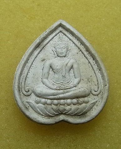 พระผง วัดไทยกุสินารามหาวิหาร