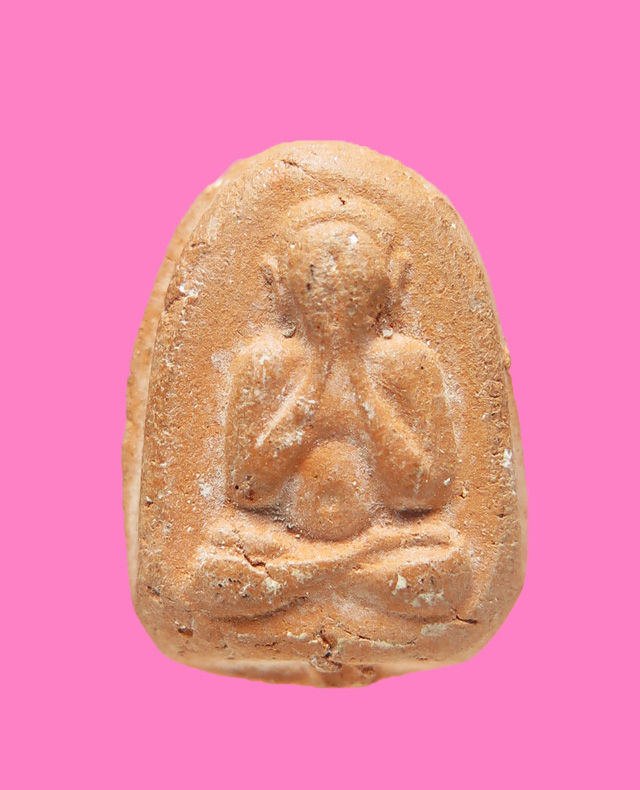 พระปิดตา เนื้อดิน