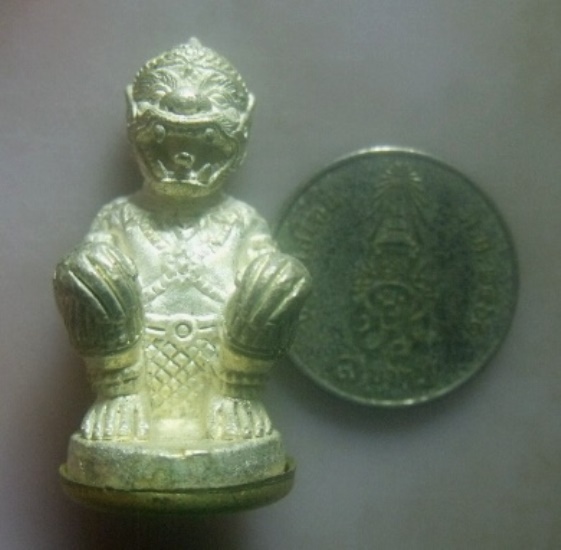 **เบา​ๆ​**หนุมานทรงฤทธิ์เรืองเดช หลวงปู่คำบุ เนื้อชนวนกระไหล่เงิน ก้นทองเหลือง ใต้ฐานตอกโค้ด**สวยๆ