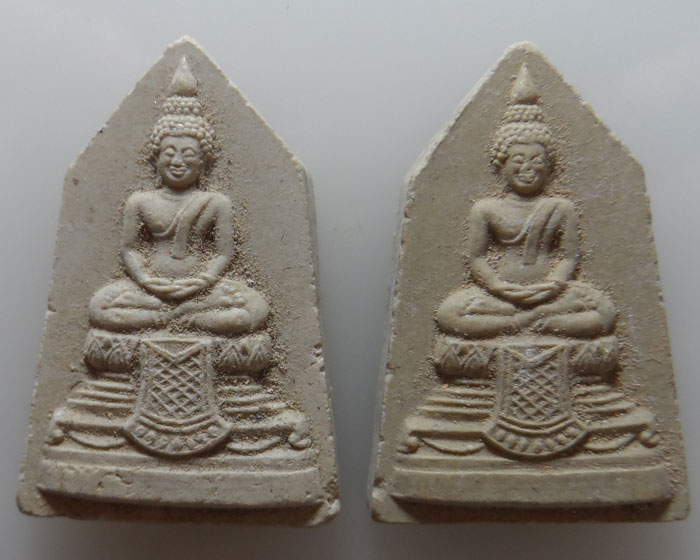 สมเด็จวัดสามปลื้ม (วัดจักรวรรดิราชาวาส) รุ่น ๓ ปฏิสังขรณ์วัด ปี ๒๕๓๔ (๒องค์) (3)