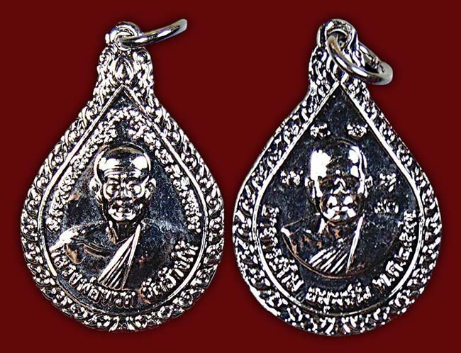 หลวงปู่ทวด ทีเดียว 3 องค์