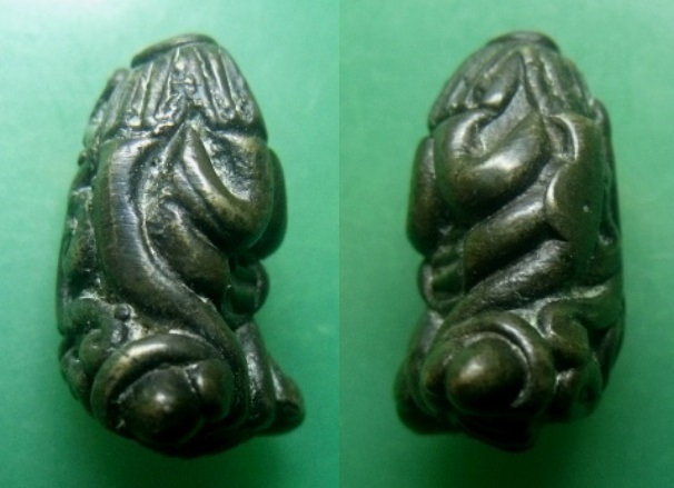 **เบา​ๆ​**พระปิดตายันต์ยุ่ง หล่อเก่า เนื้อโลหะผสม ไม่ทราบที่**สวยๆ เชิญชมครับ