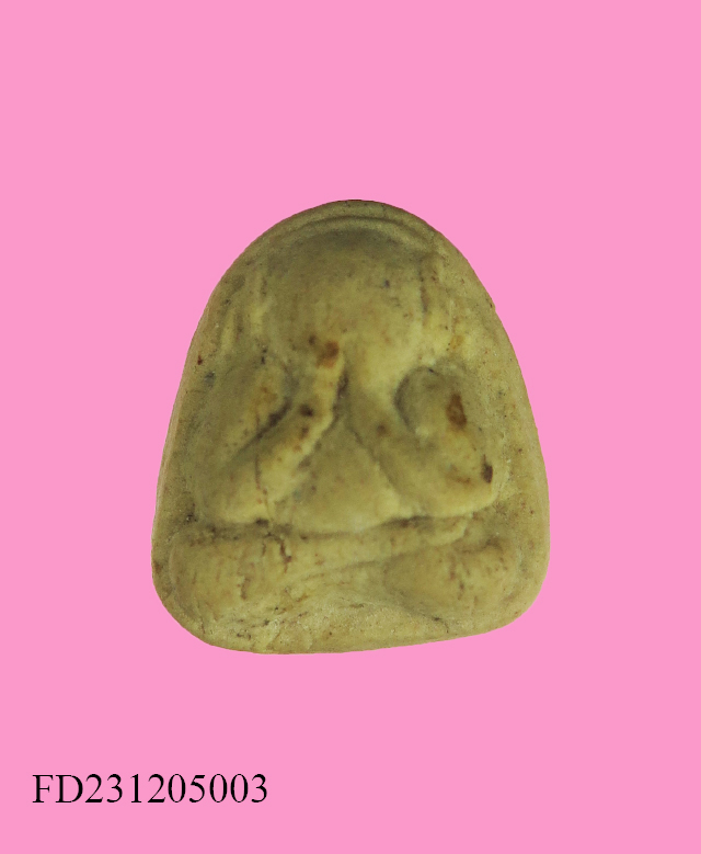 พระปิดตา พิมพ์เล็ก หลวงปู่เหมือน วัดกำแพง ชลบุรี