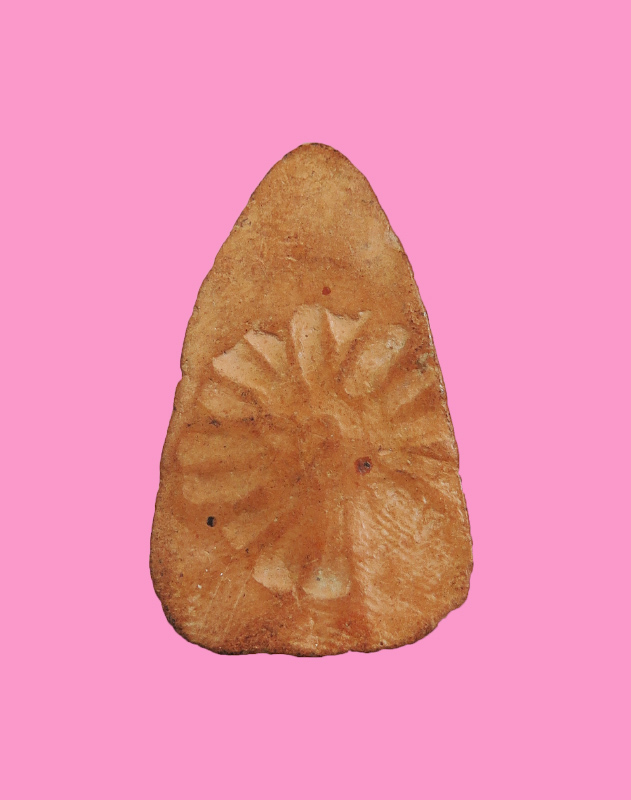 พระเนื้อดิน หลังยันต์