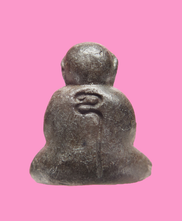 พระปิดตา 9 บัง เนื้อดิน หลังอุ หลวงปู่คำพันธ์ วัดธาตุมหาชัย นครพนม