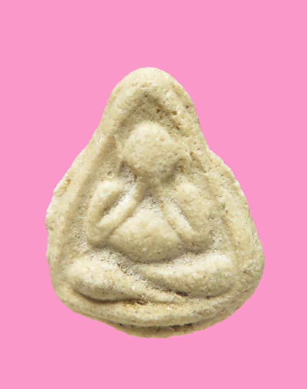 พระปิดตา หลังประทุนกดยันต์